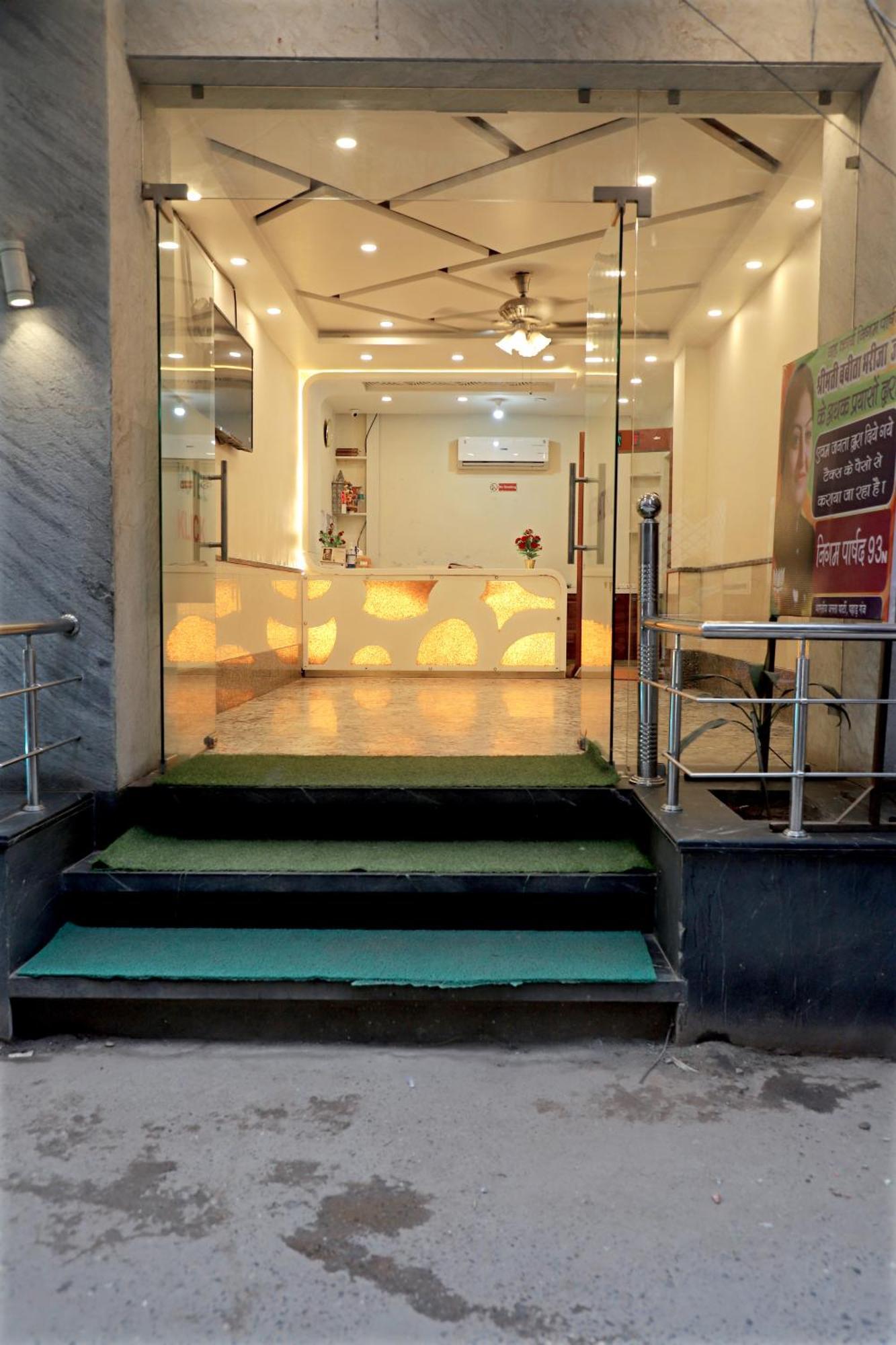 Hotel Klick International - 2 Min Walking From New Delhi Railway Station ภายนอก รูปภาพ