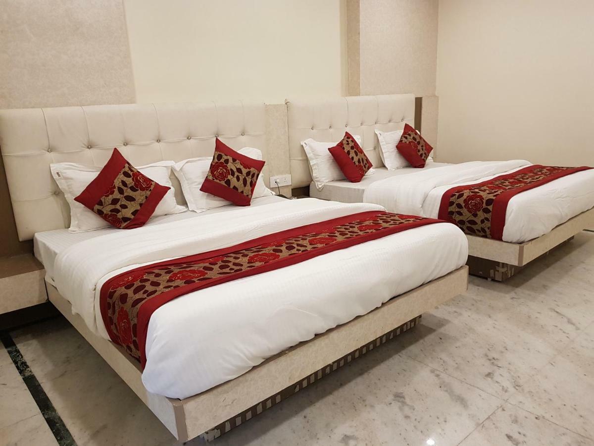 Hotel Klick International - 2 Min Walking From New Delhi Railway Station ภายนอก รูปภาพ
